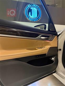 بي ام دبليو الفئة 7